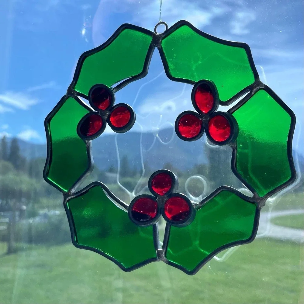 Vintage Stained Glass Holly Wreath Suncatcher Christmas Window Hanging 6.5